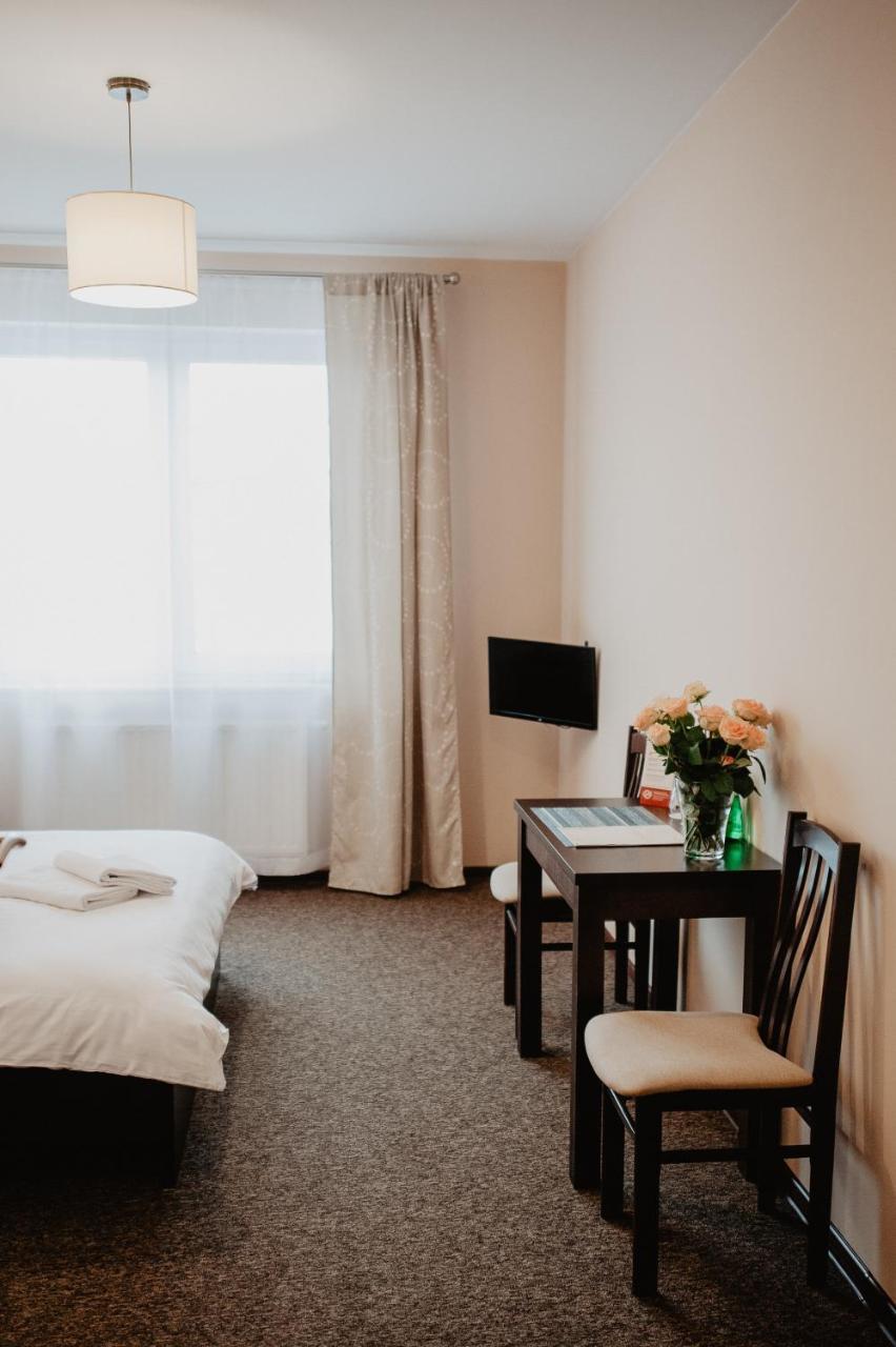 Hotel Zacisze Bratkowice Dış mekan fotoğraf
